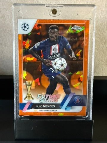 Nuno Mendes 2022/23 Topps Chrome “Future Stars” – Orange Cracked Ice Parallel – PSG