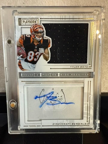 Tyler Boyd – Playbook Jersey Auto Relic Card (Cincinnati Bengals)