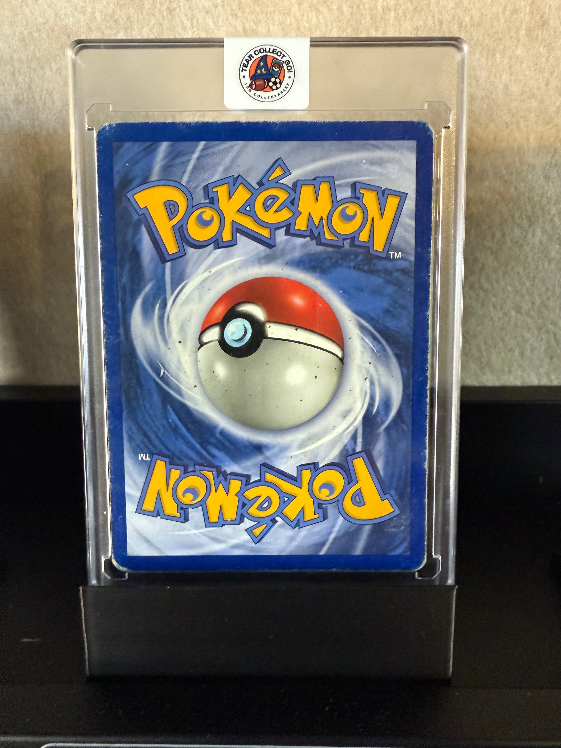 1999 Pokémon Base Set Machamp – 1st Edition Holo #8/102
