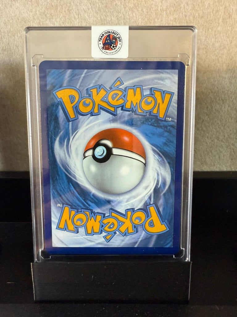 2021 Pokémon Celebrations – Mew 25th Anniversary Gold Secret Rare #025/025