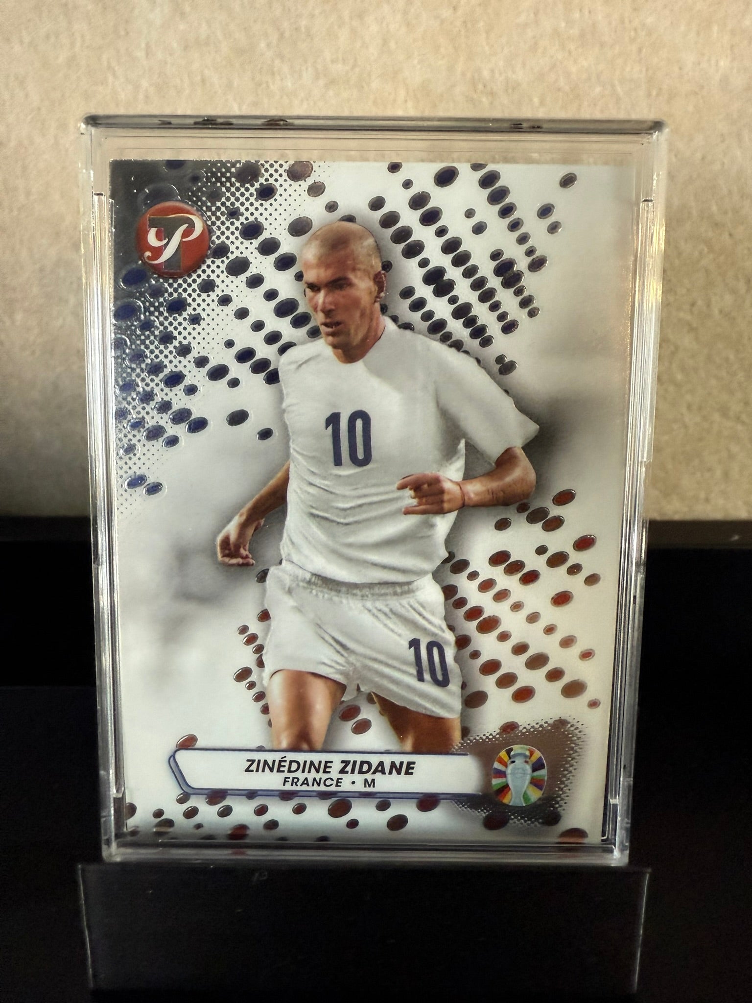 Zinédine Zidane – France Legend – No. 10 Midfield Icon Card