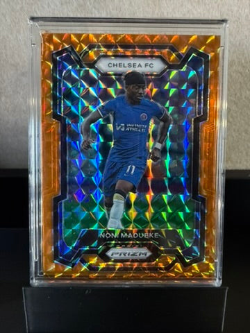 Noni Madueke – Chelsea FC – Prizm Orange Cracked Ice Refractor