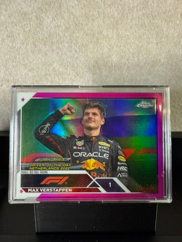 Max Verstappen Driver of the Day 54/75 – 2022 F1 Topps Chrome Purple Refractor #1