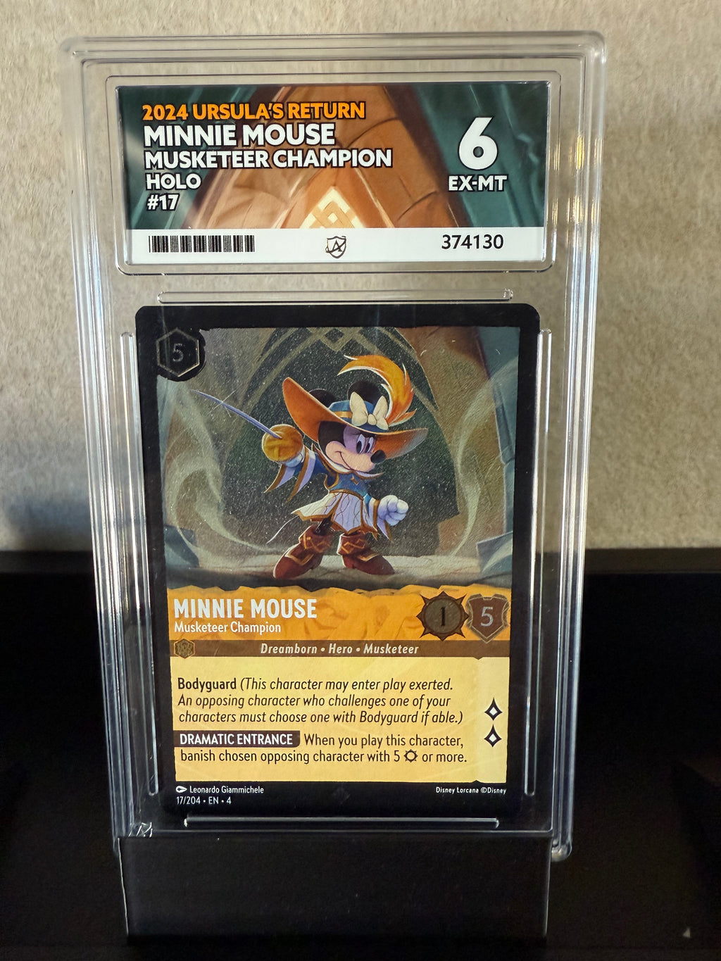 2024 Disney Lorcana Minnie Mouse – Musketeer Champion Holo #17 – EX-MT 6